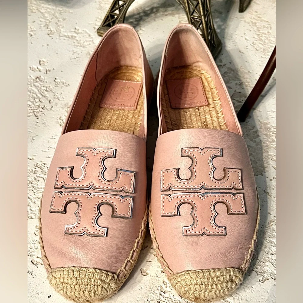 Tory Burch Ines Leather Espadrilles Sea Shell Pink Silver, Size 7
